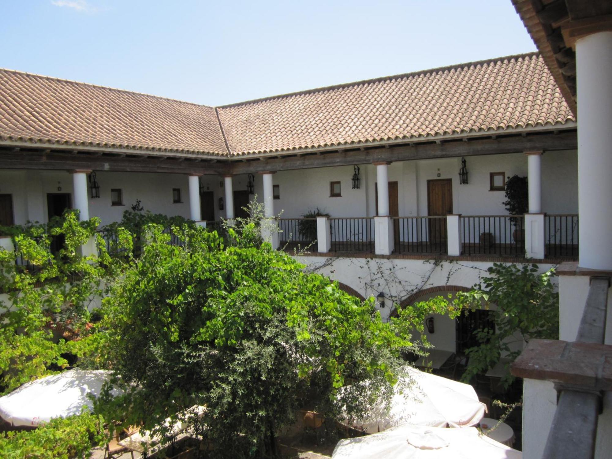 Hotel Cortijo Las Grullas Benalup - Casas Viejas Exterior foto