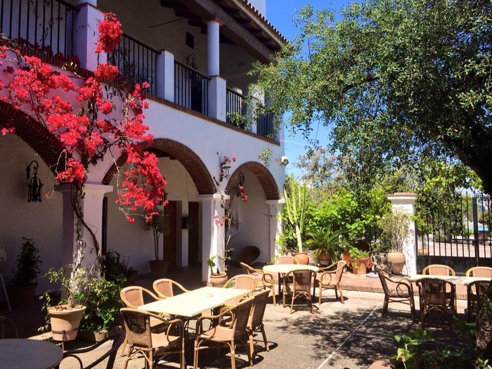 Hotel Cortijo Las Grullas Benalup - Casas Viejas Exterior foto